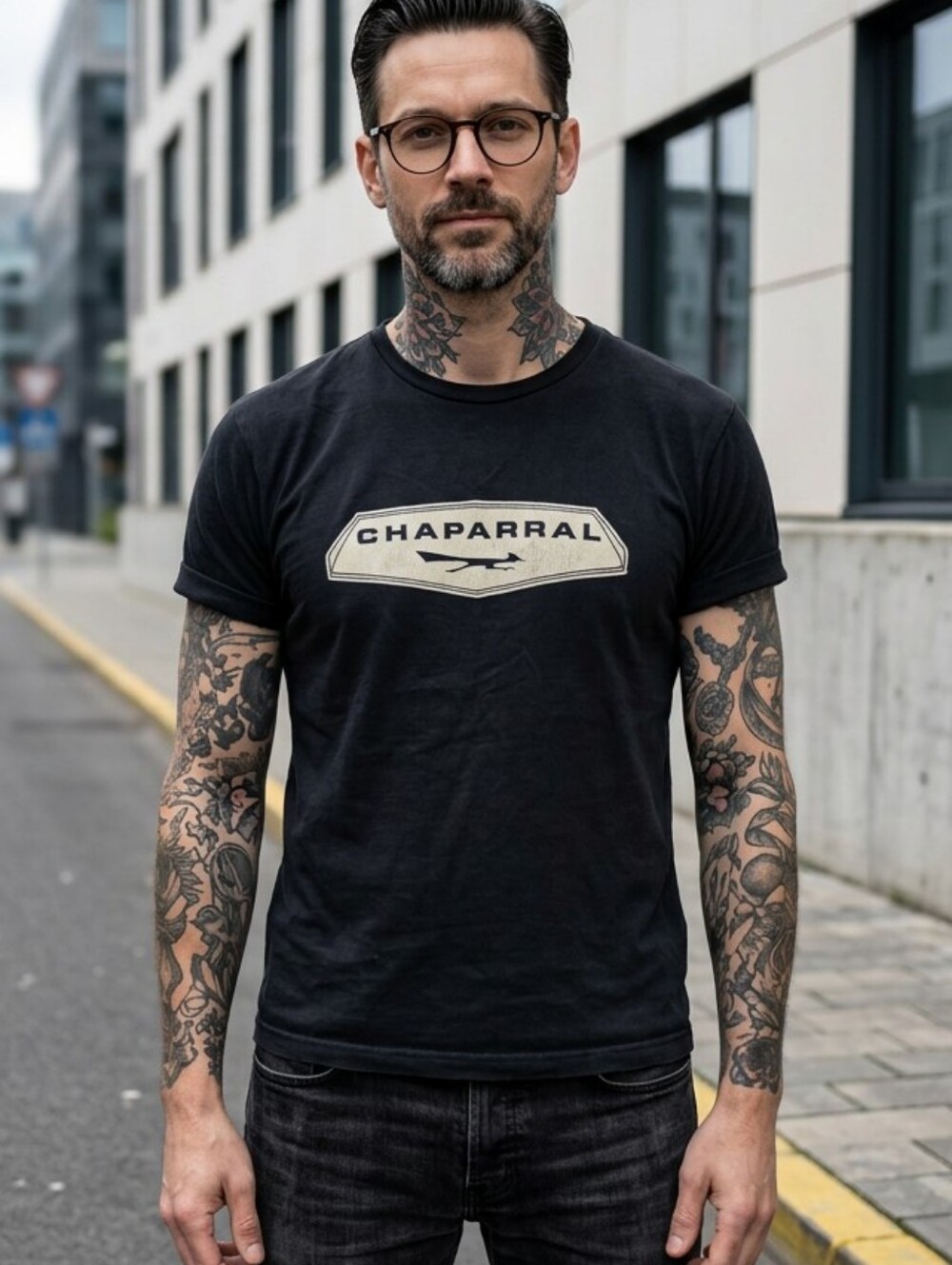 Vintage Y2K Men's Chaparral Retro Petrol Racing Logo Black Short Sleeve Tee M/L